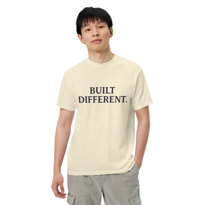 Camiseta Heavyweight Built Different