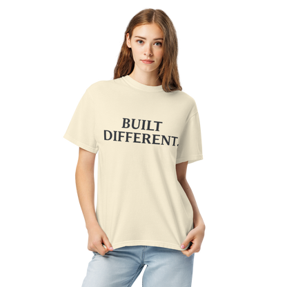 Camiseta Heavyweight Built Different